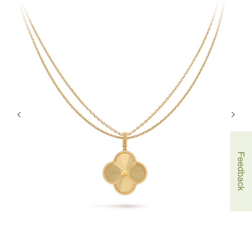 Van Cleef & Arpels Magic Alhambra Magic Alhambra long necklace, 1 motif.